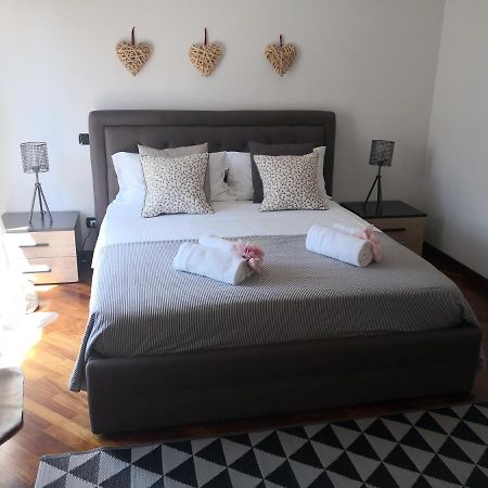 Perugino Apartments Фиумичино Екстериор снимка