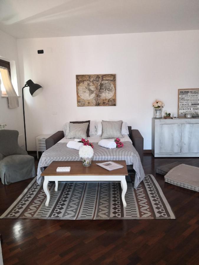 Perugino Apartments Фиумичино Екстериор снимка