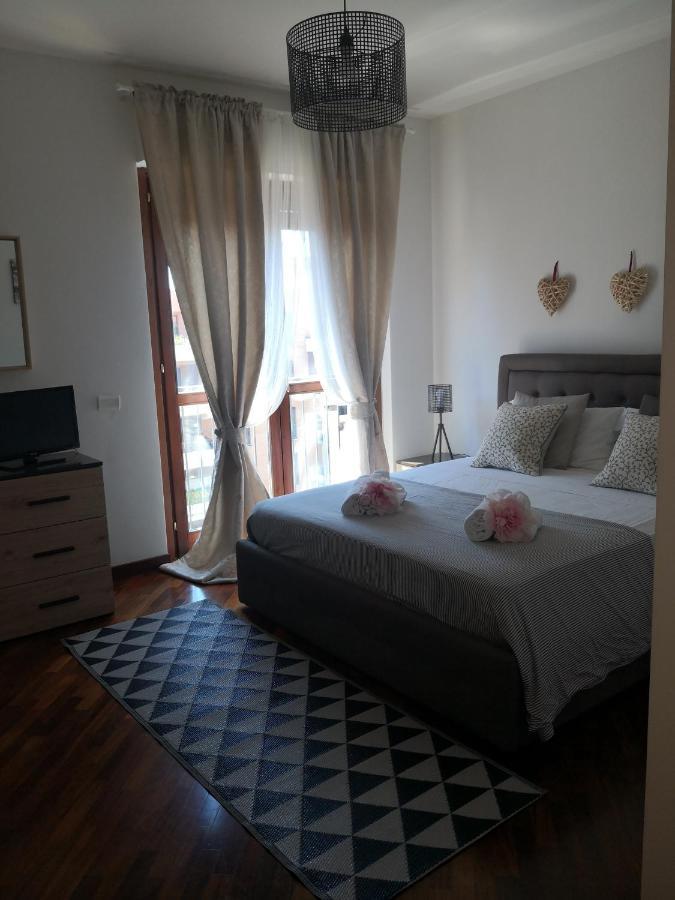 Perugino Apartments Фиумичино Екстериор снимка