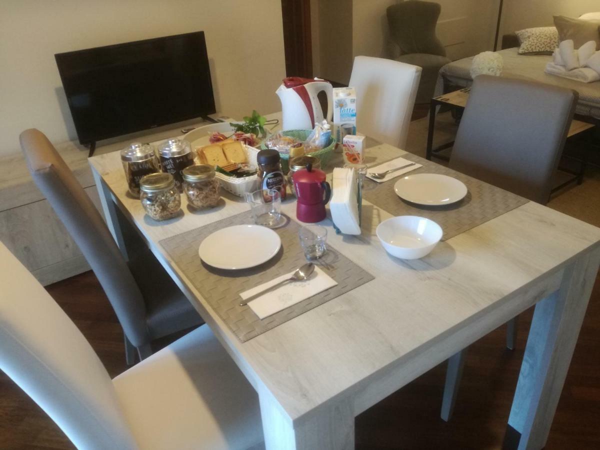 Perugino Apartments Фиумичино Екстериор снимка